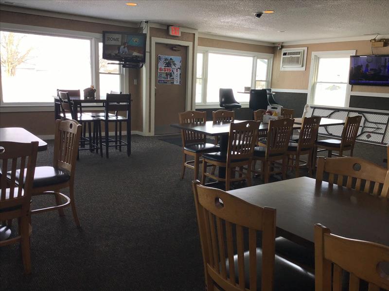 Double Eagle Clubhouse Grille Decatur, IN